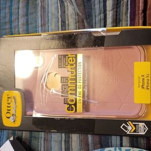 IPhone X Otterbox.